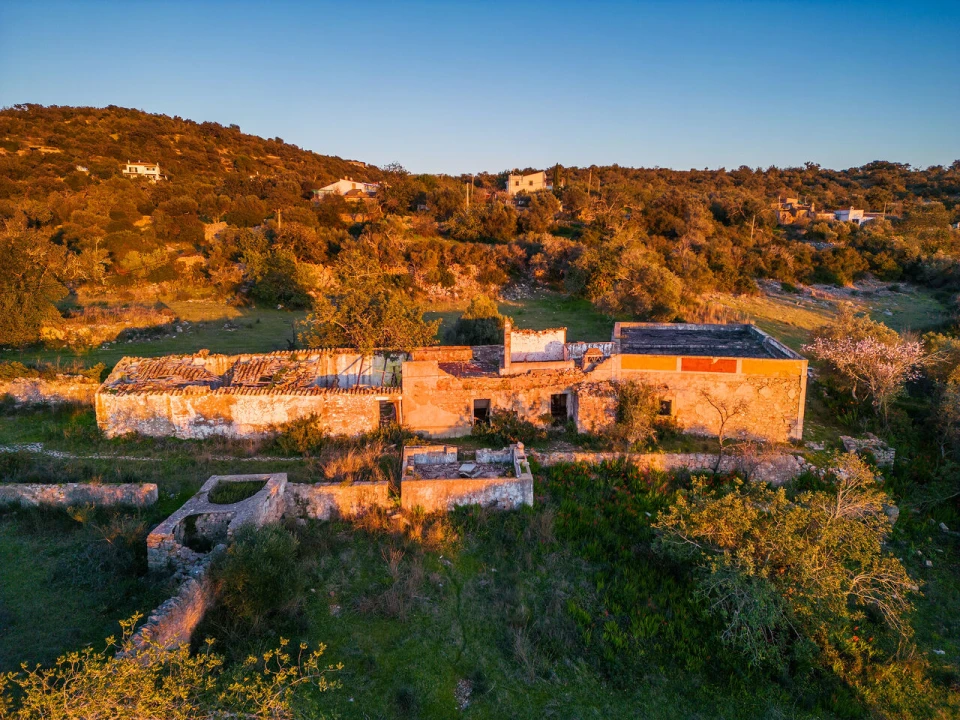 Terreno para Venda em Santa Barbara de Nexe Foto 12