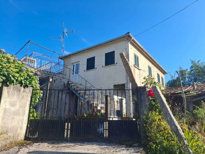 Moradia T2 para Venda em Merufe