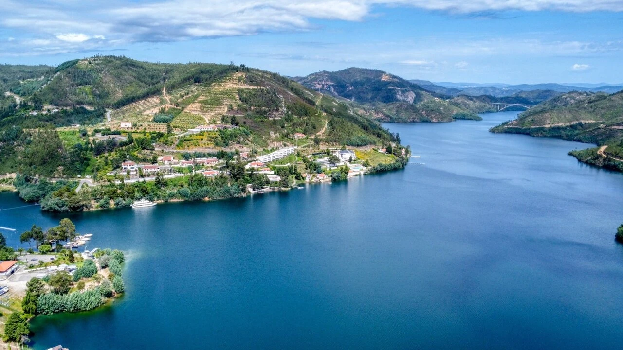 Quinta T3 para Venda em Aguas Belas Foto 41