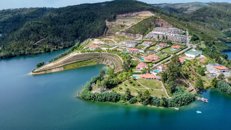 Quinta T3 para Venda em Aguas Belas Foto 39