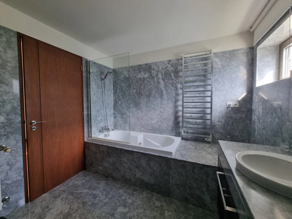 Apartamento T4 para Venda em Gondomar (São Cosme), Valbom e Jovim Foto 33