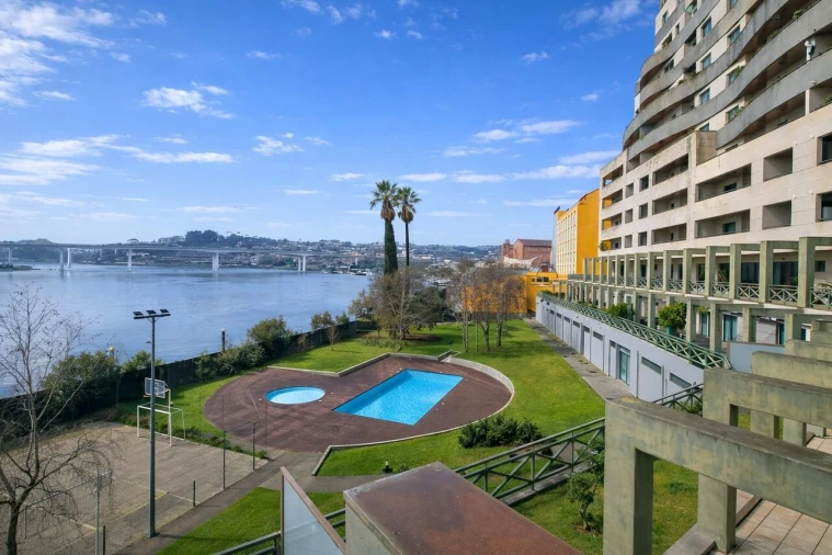 Apartamento T4 para Venda em Gondomar (São Cosme), Valbom e Jovim Foto 12