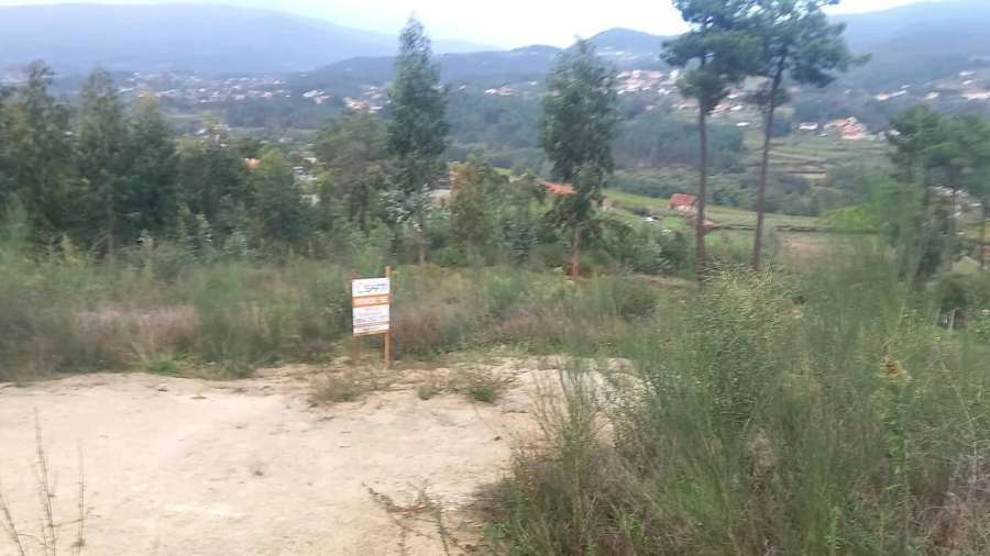 Terreno para Venda em Merufe
