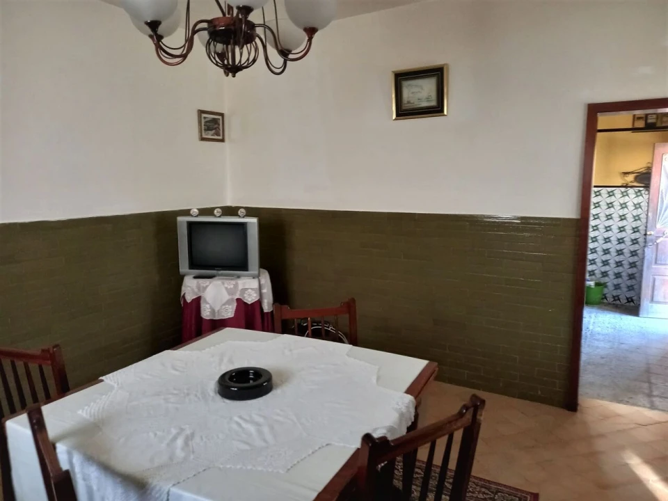 Moradia T4 para Venda em Bemposta Foto 2