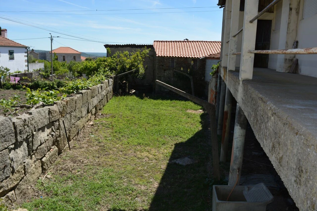 Moradia T4 para Venda em Bemposta Foto 37