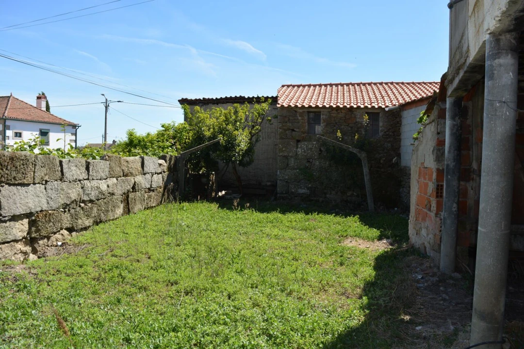 Moradia T4 para Venda em Bemposta Foto 40