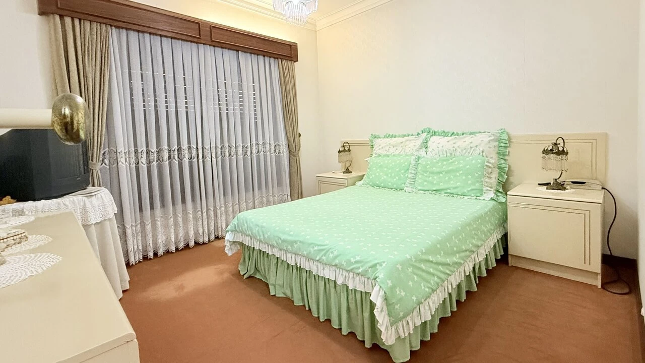 Moradia T6 para Venda em Vilar de Pinheiro Foto 12