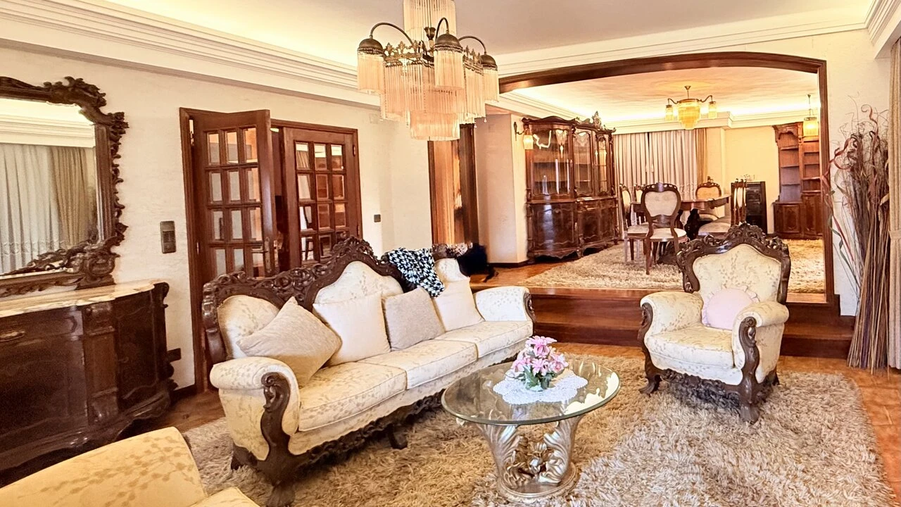 Moradia T6 para Venda em Vilar de Pinheiro Foto 2