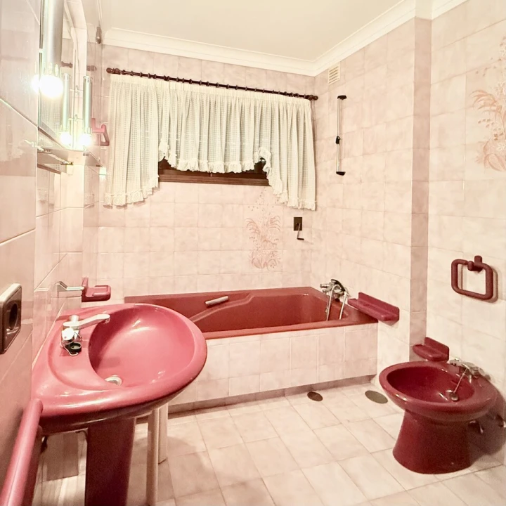 Moradia T6 para Venda em Vilar de Pinheiro Foto 18