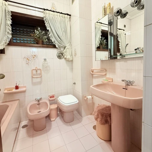 Moradia T6 para Venda em Vilar de Pinheiro Foto 6