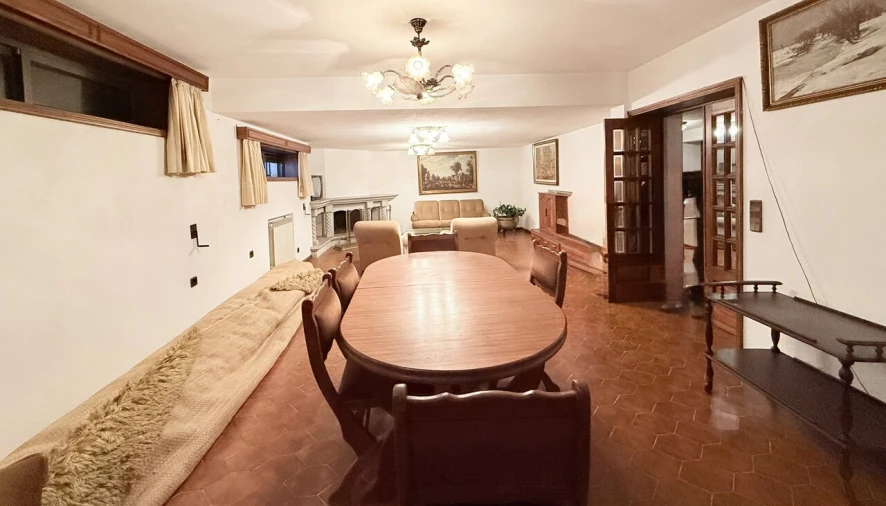 Moradia T6 para Venda em Vilar de Pinheiro Foto 17