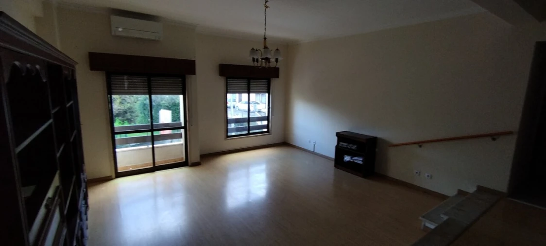 Apartamento T0 para Venda em Encosta do Sol Foto 1