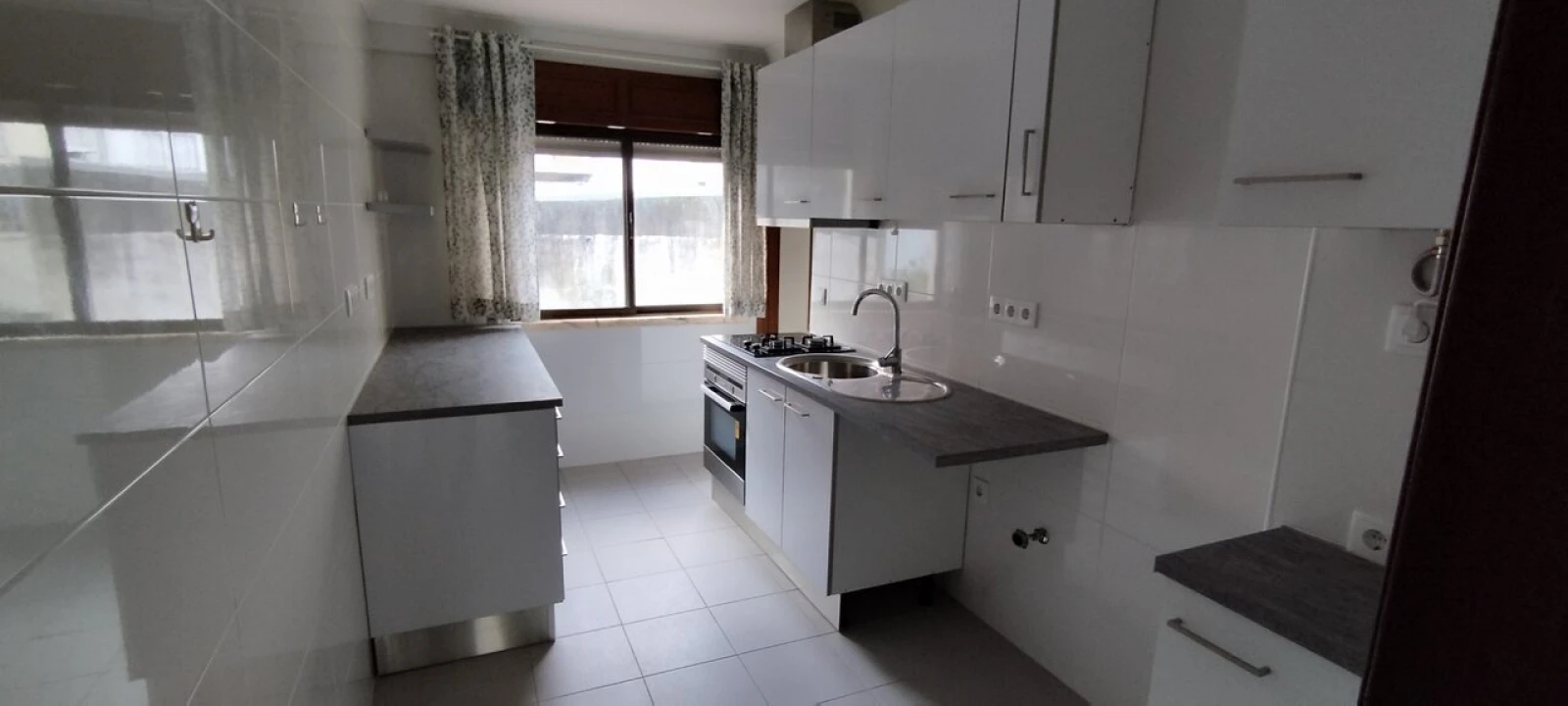 Apartamento T2 para Venda em Encosta do Sol Foto 12