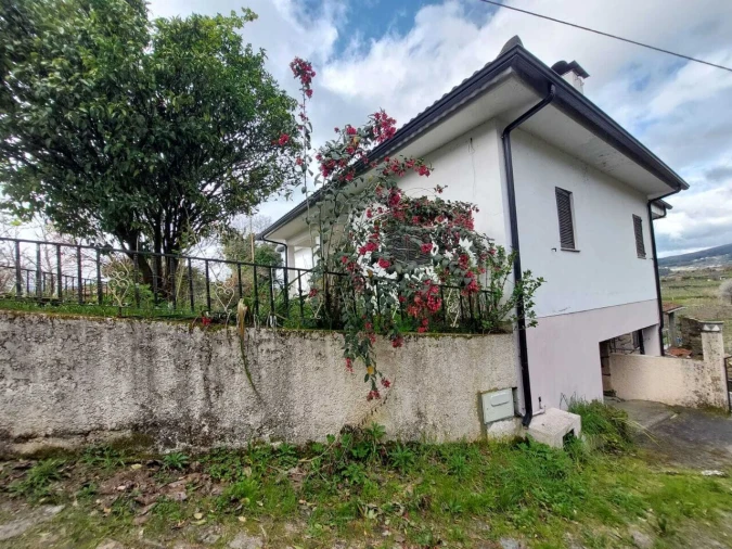 Moradia T3 para Venda em Paderne Foto 5