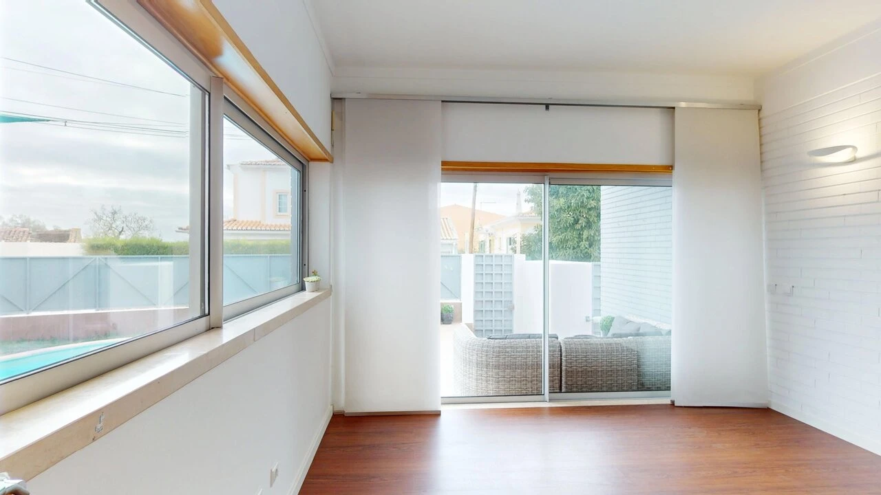 Moradia T5 para Venda em Alvor Foto 18