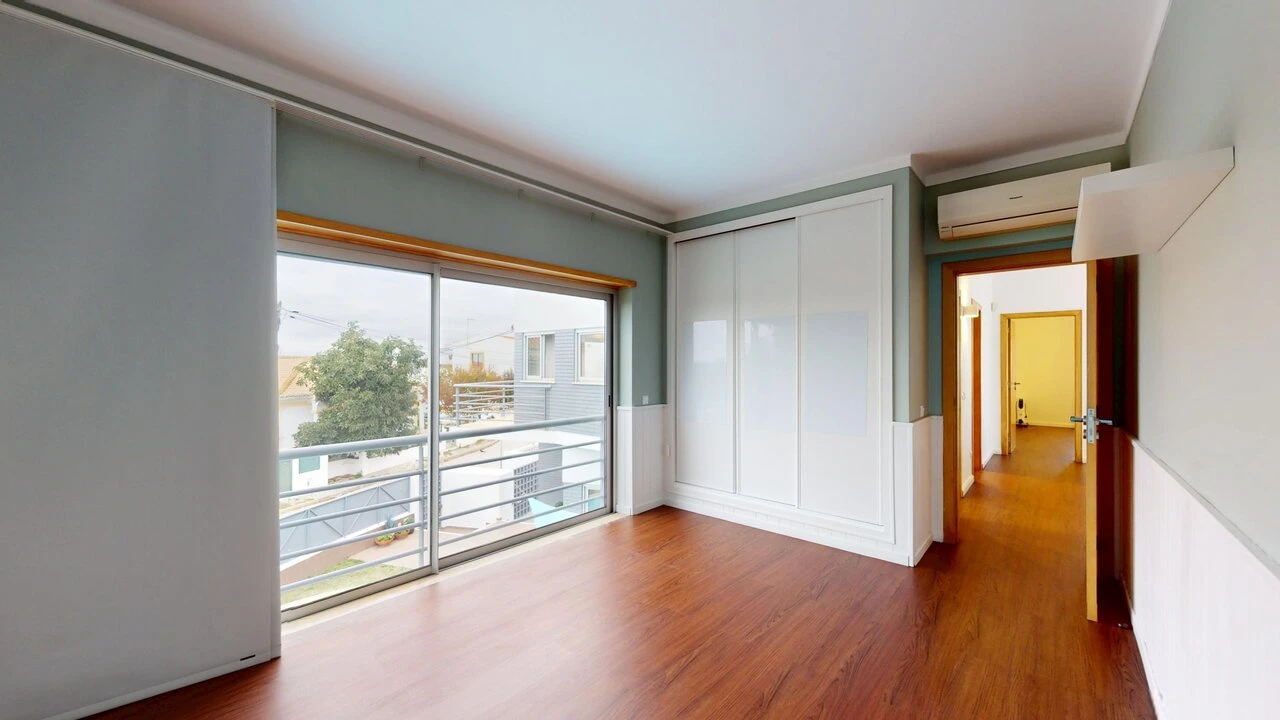 Moradia T5 para Venda em Alvor Foto 32