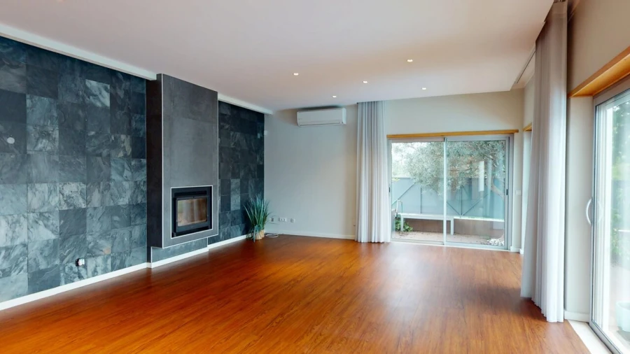 Moradia T5 para Venda em Alvor Foto 7