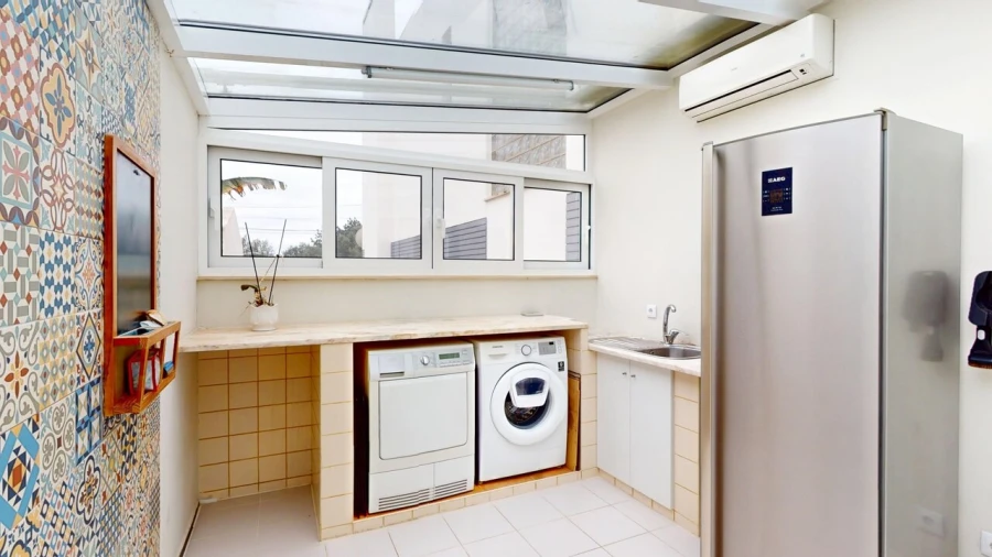 Moradia T5 para Venda em Alvor Foto 17