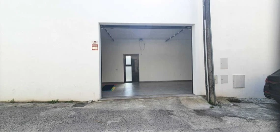Moradia T4 para Venda em Marrazes e Barosa