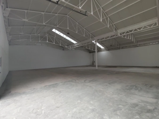 Armazém para Arrendamento em Ansião Foto 3