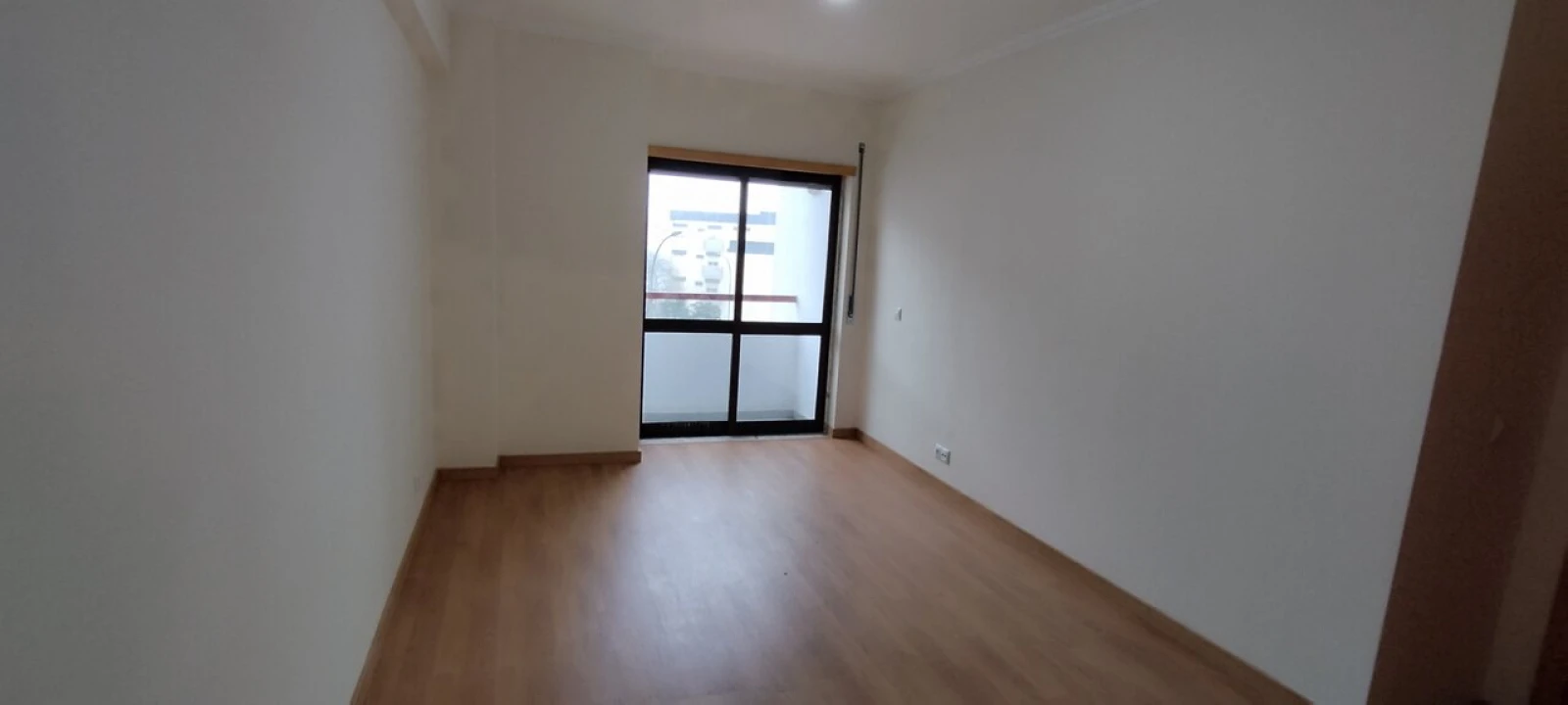 Apartamento T3 para Venda em Rio de Mouro Foto 14