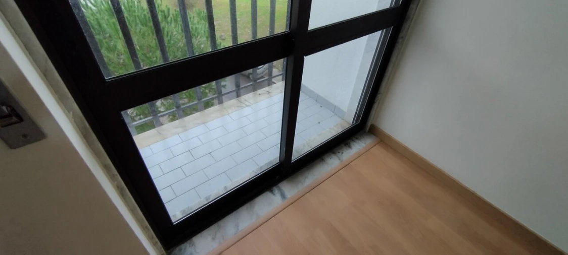 Apartamento T3 para Venda em Rio de Mouro Foto 8