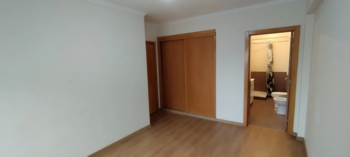 Apartamento T3 para Venda em Rio de Mouro Foto 11