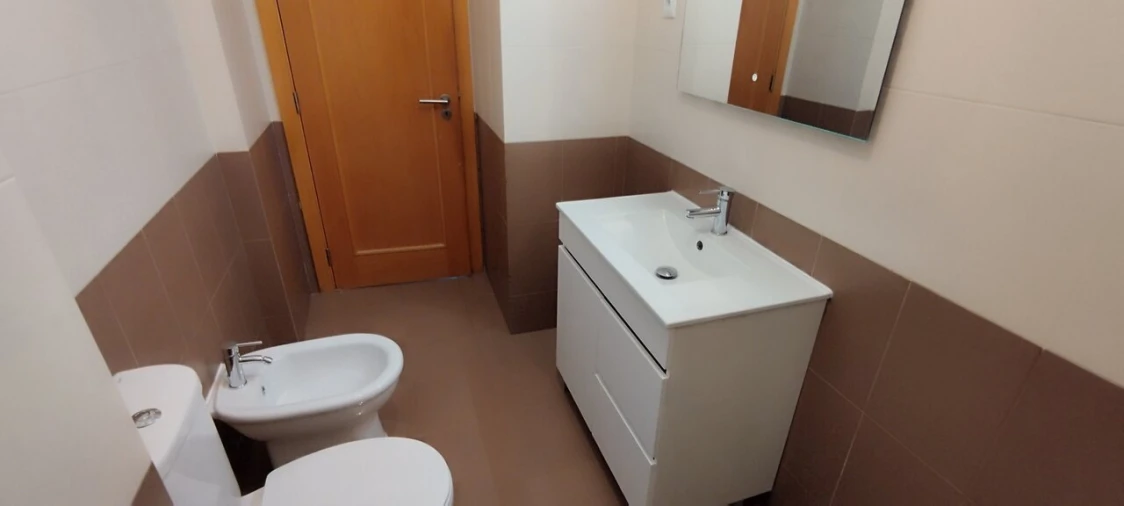 Apartamento T3 para Venda em Rio de Mouro Foto 16