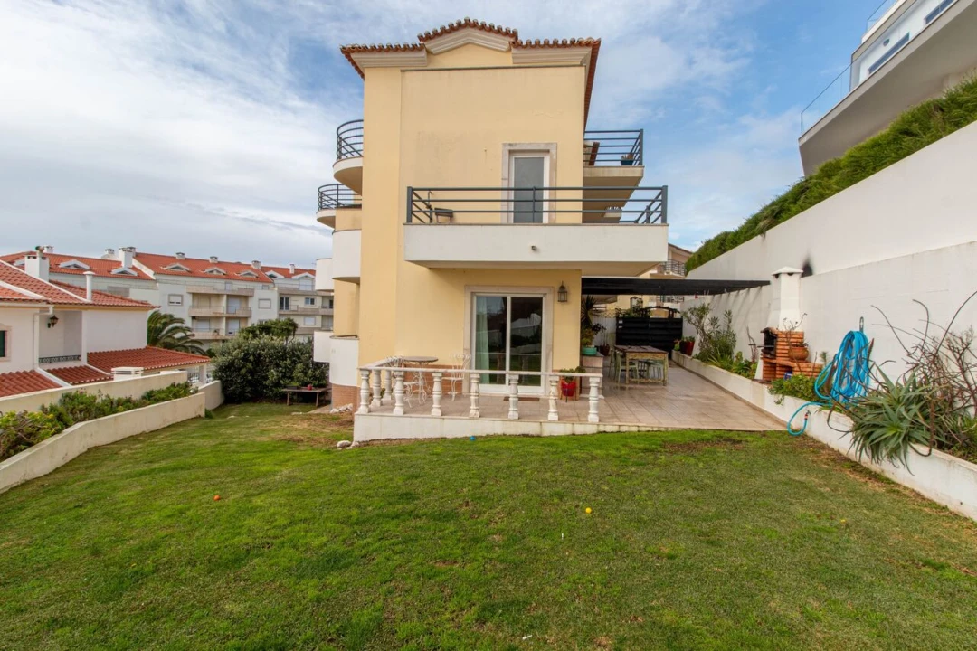 Moradia T4 para Venda em Ericeira Foto 1