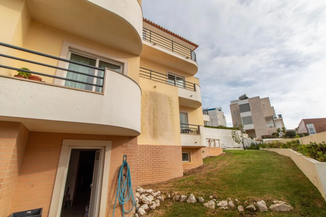 Moradia T4 para Venda em Ericeira Foto 2