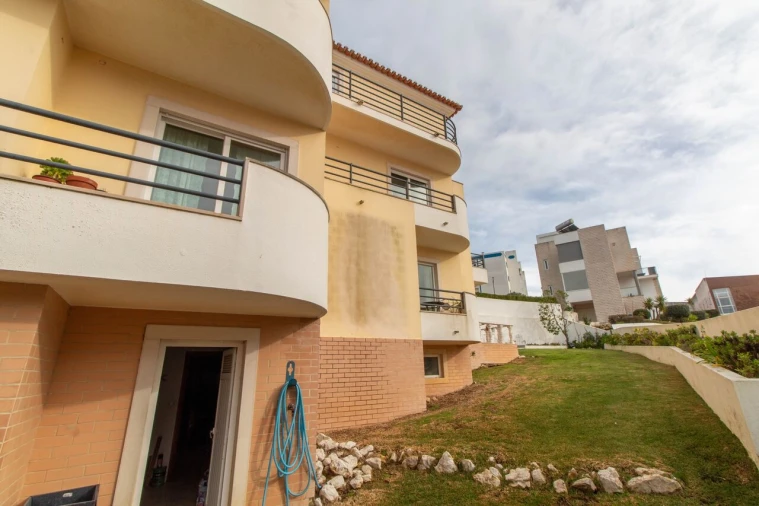 Moradia T4 para Venda em Ericeira Foto 2