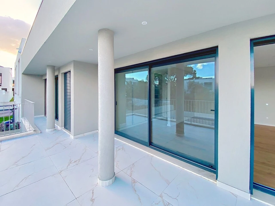 Moradia T3 para Venda em Barcarena Foto 26