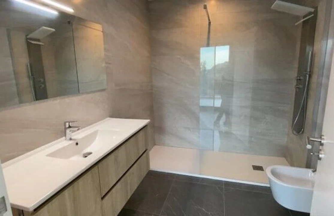 Moradia T3 para Venda em Barcarena Foto 28