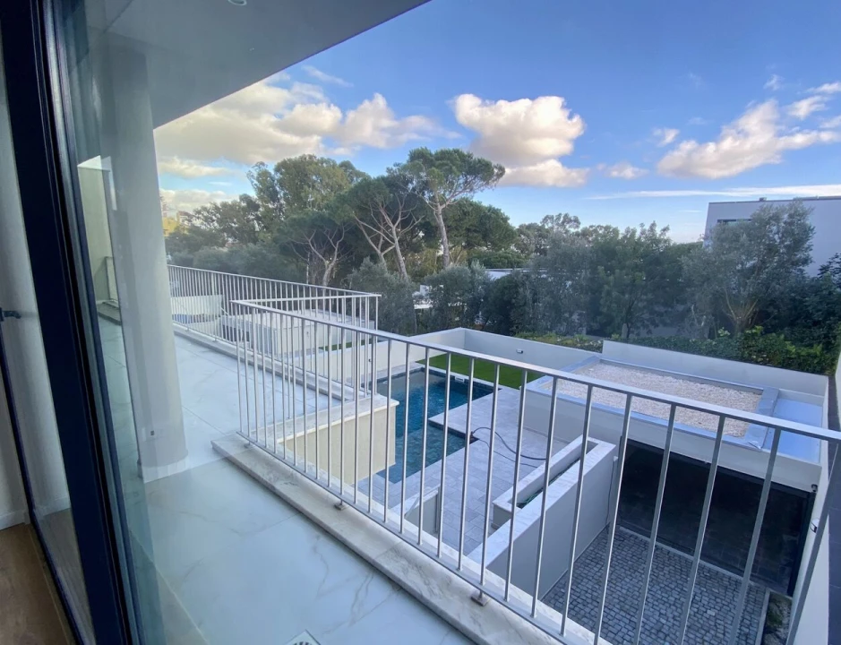 Moradia T3 para Venda em Barcarena Foto 36