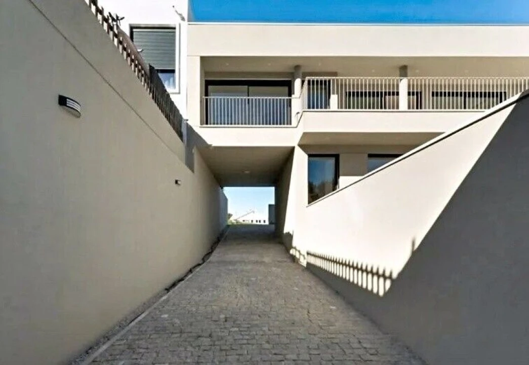 Moradia T3 para Venda em Barcarena Foto 61