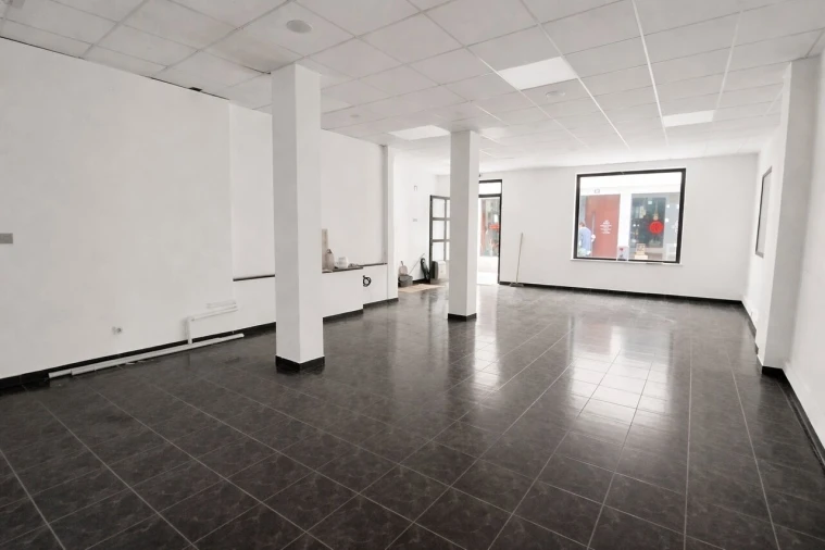 Loja para Arrendamento em Leiria, Pousos, Barreira e Cortes