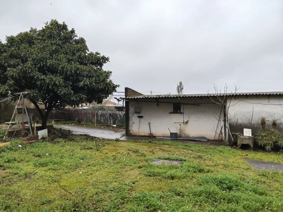 Moradia T4 para Venda em Pussos São Pedro Foto 53