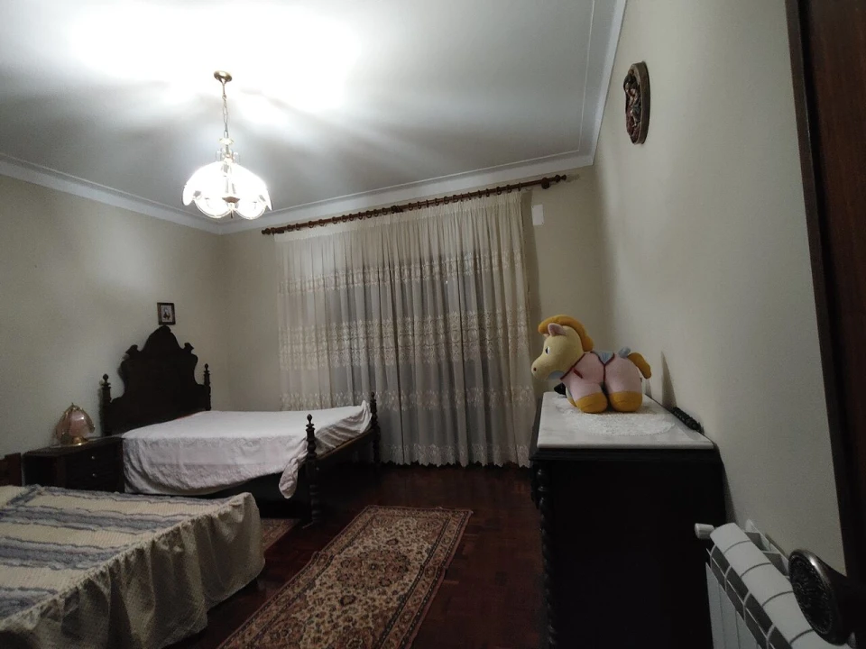 Moradia T4 para Venda em Pussos São Pedro Foto 38