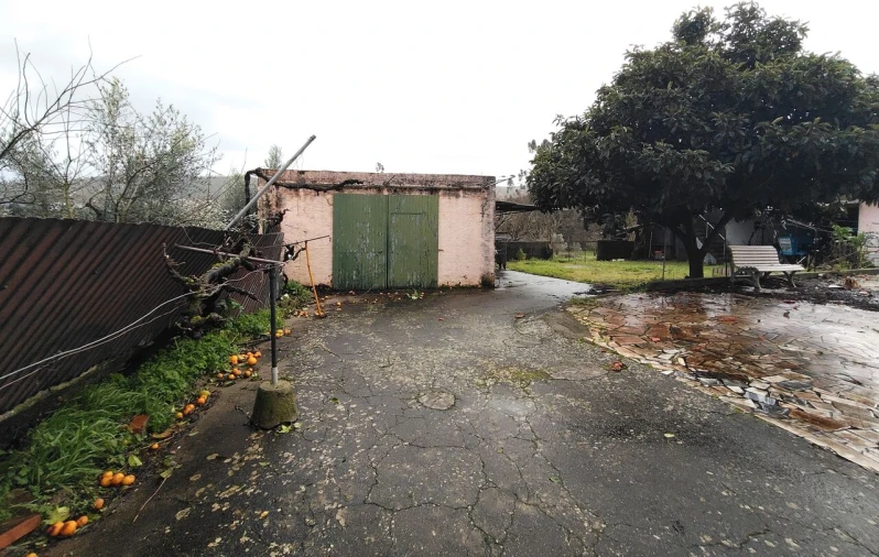 Moradia T4 para Venda em Pussos São Pedro Foto 48