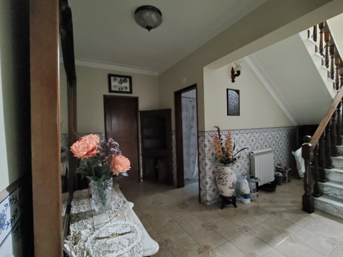 Moradia T4 para Venda em Pussos São Pedro Foto 13