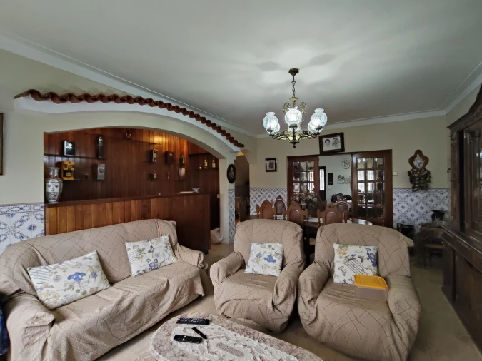 Moradia T4 para Venda em Pussos São Pedro Foto 10