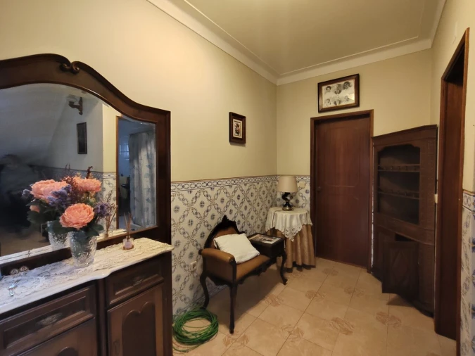 Moradia T4 para Venda em Pussos São Pedro Foto 11