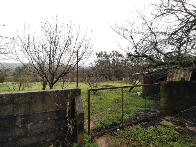 Moradia T4 para Venda em Pussos São Pedro Foto 59