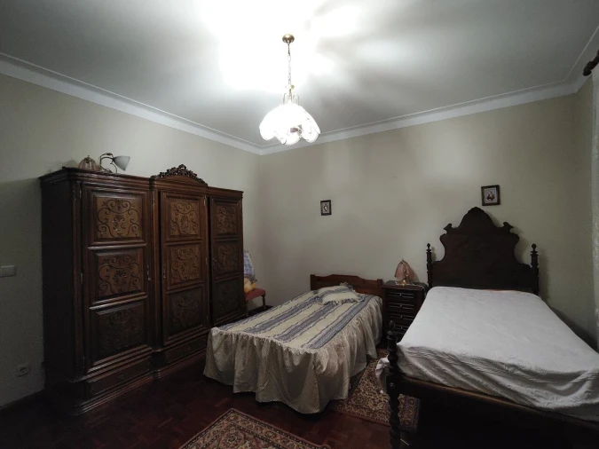 Moradia T4 para Venda em Pussos São Pedro Foto 36