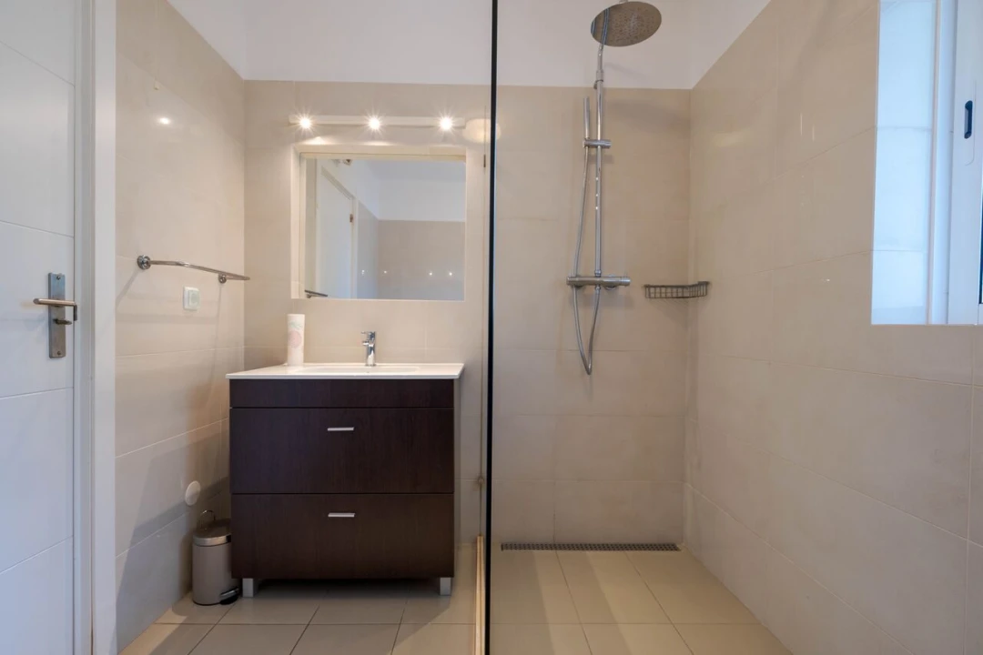 Moradia T5 para Venda em Boliqueime Foto 15