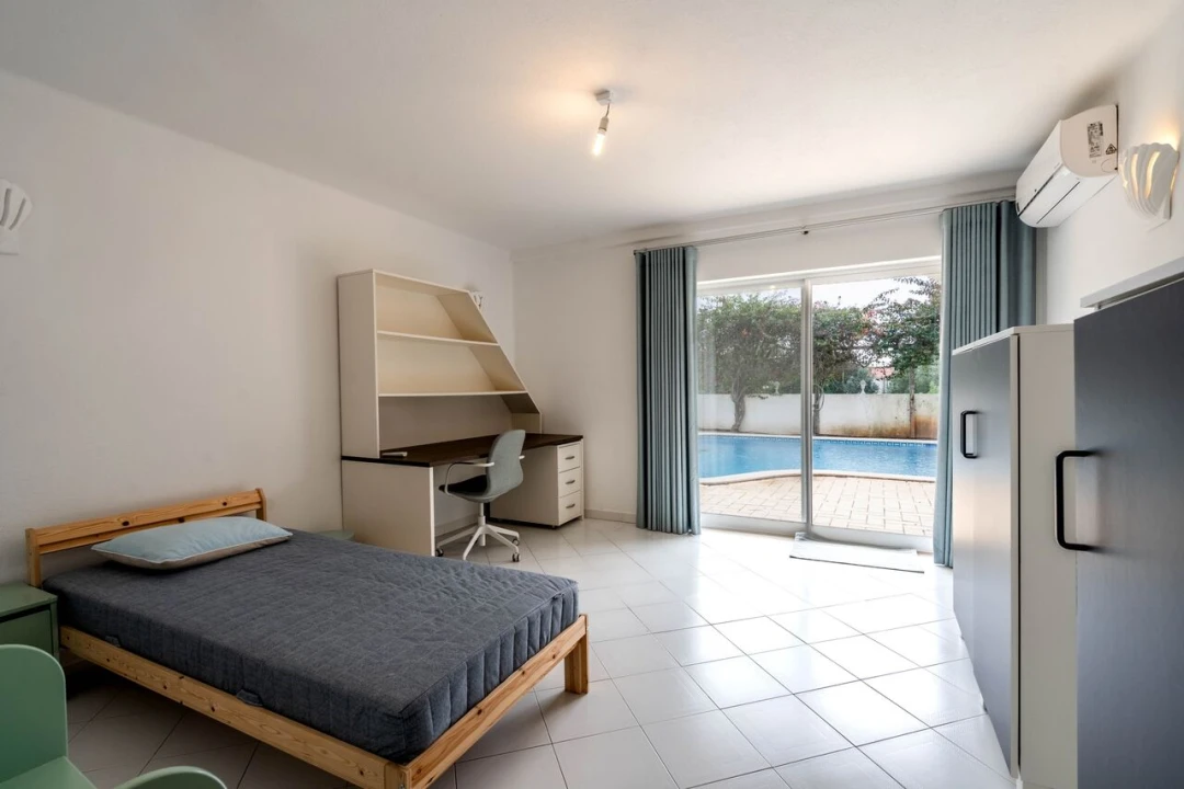 Moradia T5 para Venda em Boliqueime Foto 26