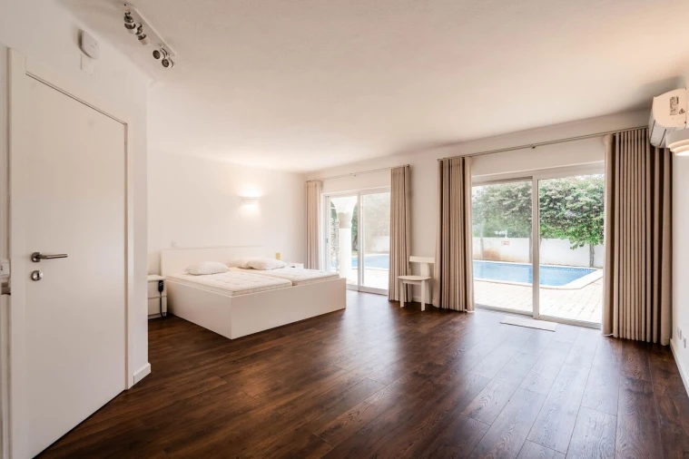 Moradia T5 para Venda em Boliqueime Foto 21