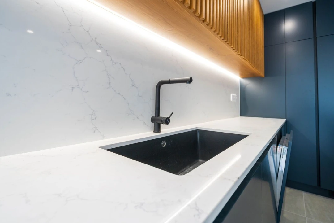 Moradia T4 para Venda em Quarteira Foto 23