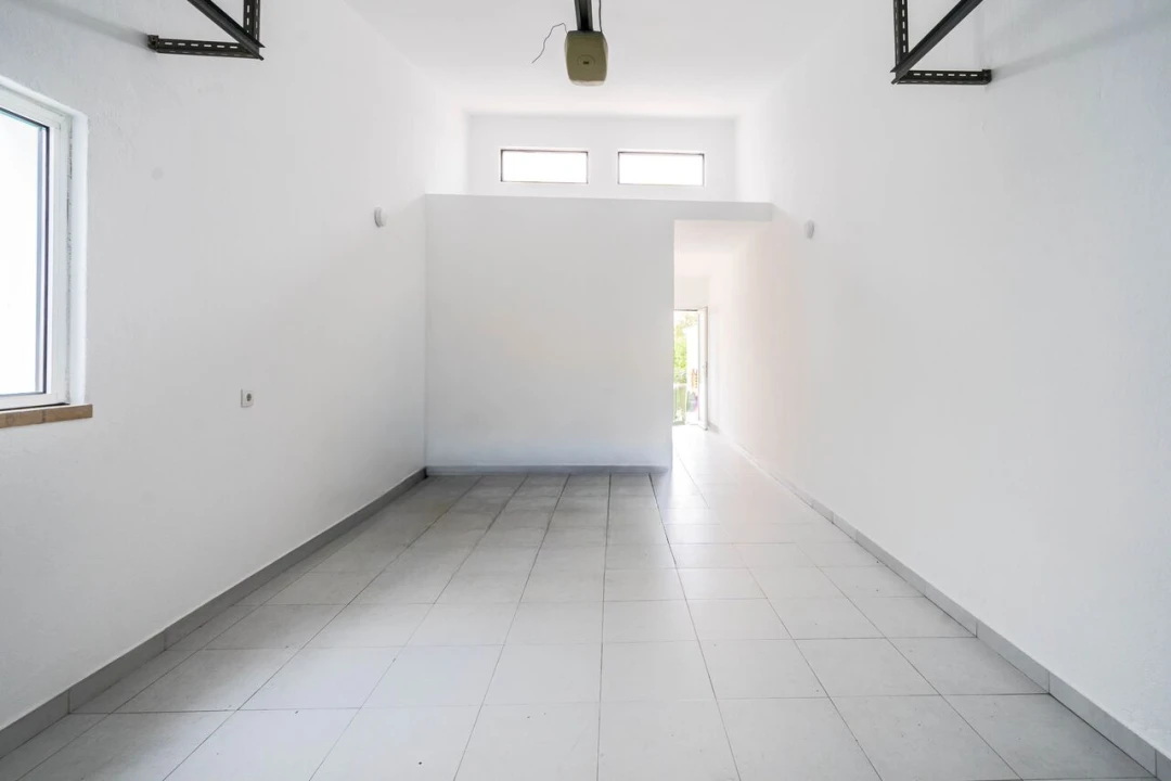 Moradia T4 para Venda em Quarteira Foto 28