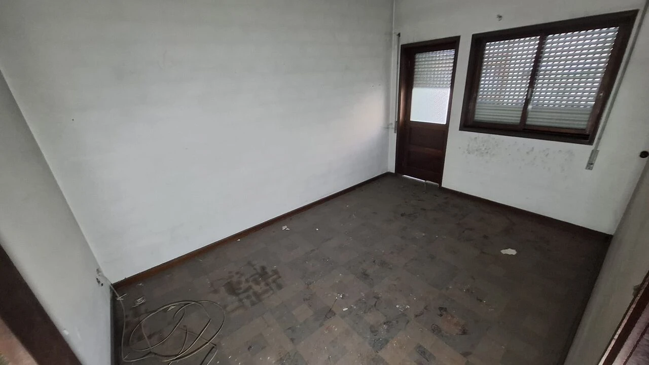 Prédio para Venda em São João da Madeira Foto 5